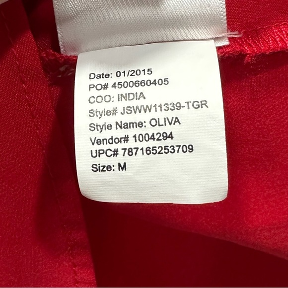 Red Women's Top - Size Medium - Picture 11 of 12